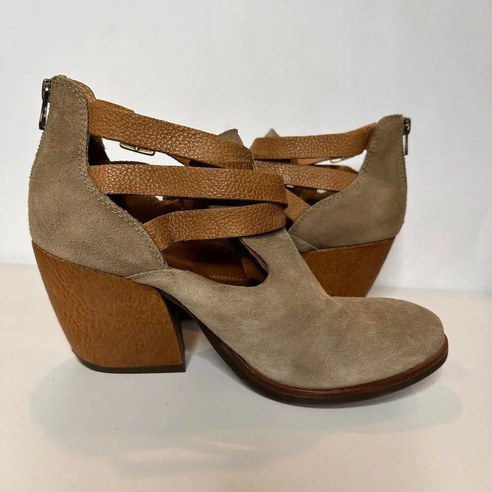Kork-Ease Stina Ankle Boot Womens 9.5M Brown Side Cutouts Leather Block Heels
